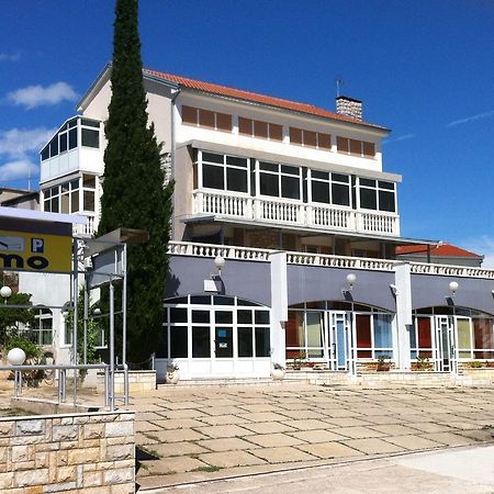 Vila Primo Primosten Bagian luar foto